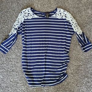 Maternity top